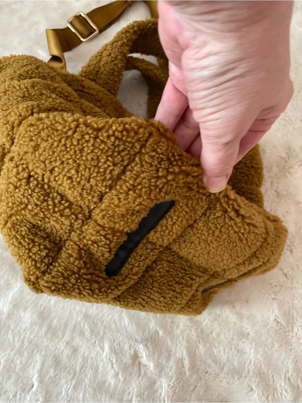 Lululemon Athletica quilted Grid burnt caramel Sherpa crossbody/shoulder bar